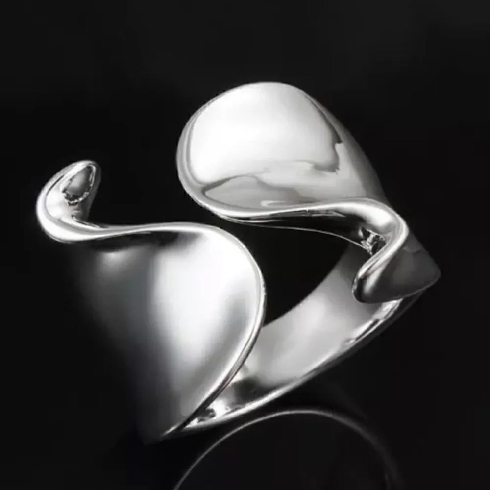 The Cut adjustable 925 modern statement ring